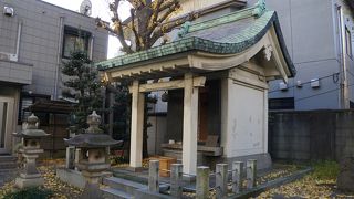 もともとは東日本橋馬喰町の鎮守だったのですが