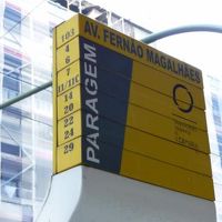 コインブラ大学へ行くバスストップ