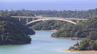 沖縄では一二をあらそう高い橋