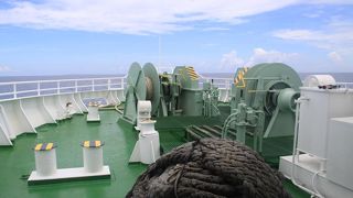 本島「とまりん」から粟国島へ