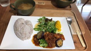 家具工房＆カフェ ティシュラー 夙川店