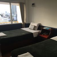 古いホテルだから広い