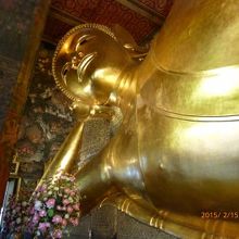 ここからもお釈迦様の視線を感じます。