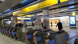 それぞれの駅に特徴ありですね