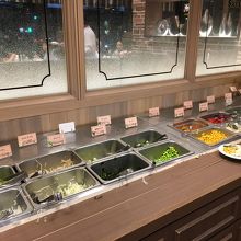 サラダバーコーナー