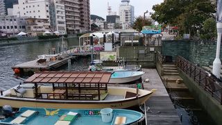 新町川の川沿い