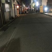 人通りは少ないです。。。