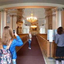 大聖堂の中です。