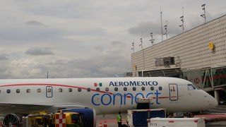 出国の時は審査なし！