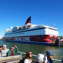 行きに乗った同型のフェリー。