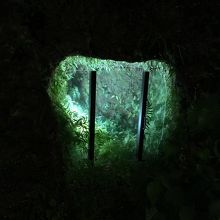 工事中に見つかった防空壕。