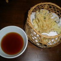 「みさと」夕食　・揚げたてのキノコと野菜の天ぷら