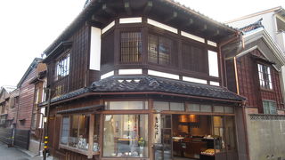 きんつばが有名です