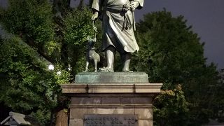 上野公園のシンボル像