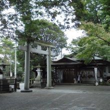 静寂が広がる境内