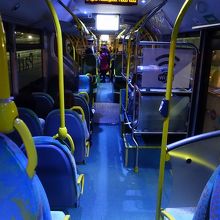 オペラまでの車内。