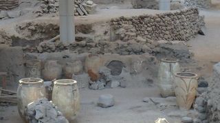 立派な遺跡です／アクロティリ遺跡