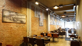 店内のレトロ感がいい