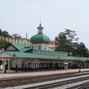 ロシア風の美しい駅舎