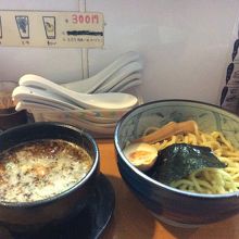 オーダーした つけ麺です。