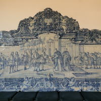 修道院の歴史を描いたアズレージョ