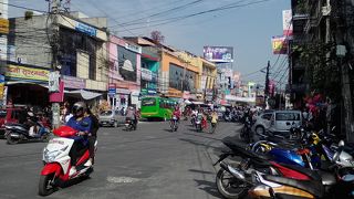 ナヤ バザール (ニュー バザール)