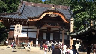 静寂の環境にある本堂