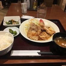 雪室熟成豚の生姜焼き定食