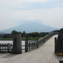 鶴の舞橋と岩木山の絶景コラボ