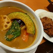 ベイエリアの函館ベイ美食倶楽部にあるカレー屋さん、具がでかくて美味しい♪そして安い。