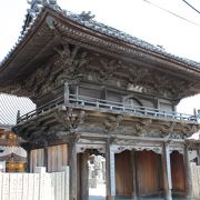 こじんまりしたお寺