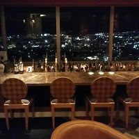 最上階のバーカウンター