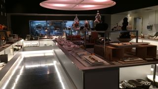 銀座でブッフェを