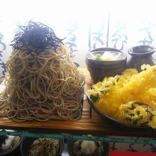 つけ天（富士山盛り）のサンプルです。