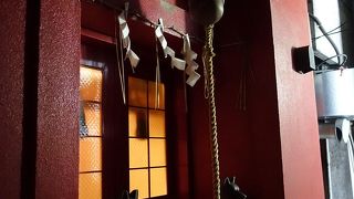 銀座の片隅にひっそりと。