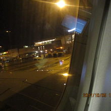 モントリオール空港へ到着　機内から撮影