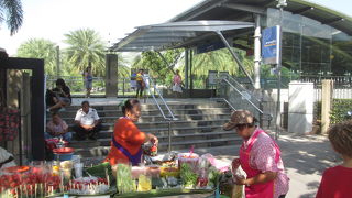 屋台が並んでいました