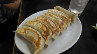 ジャンボ餃子が美味しい