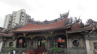 龍山寺は清時代・・・