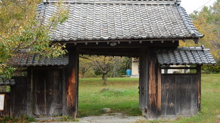日本１００名城の一つ高遠城に遺る唯一の現存建築物（移築）です。