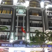 大通りに面している