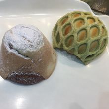 富士山メロンパンとメロンパン