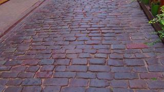 旧市街は上から見るとおもちゃ箱のように可愛かった。