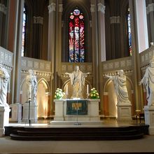 マルクト教会の主祭壇のあたり