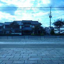 博物館南出口前