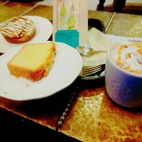 ホテル近くのスタバのココアは過去1番美味しかったです