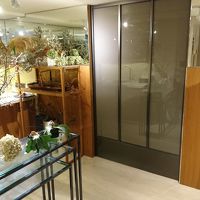 何の部屋かわかりませんがお花がたくさん