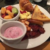 ブュッフェ形式の朝食