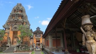 バリ舞踊も行われます