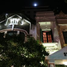 シーズンズ オブ ハノイ